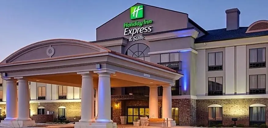 HOLIDAY INN EXPRESS AND SUITES COVINGTON