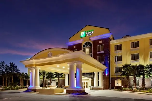 Holiday Inn Express Hotel & Suites Crestview