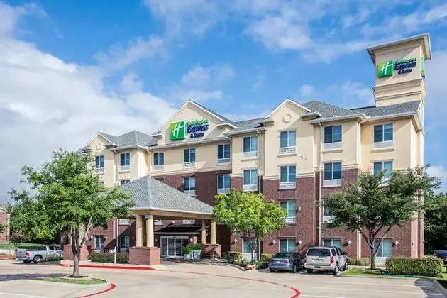 Holiday Inn Express and Suites Dallas - Grand Prai - Öne Çıkan Resim