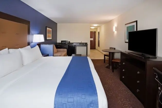 Holiday Inn Express & Suites Davenport, an IHG Hotel - Oda