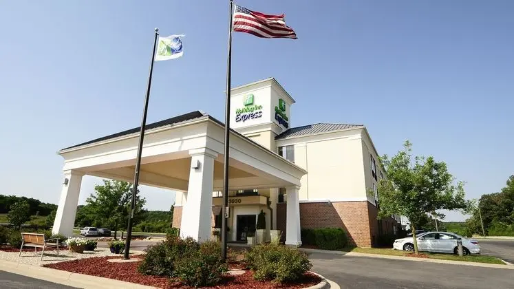 Holiday Inn Express & Suites Delafield - Öne Çıkan Resim