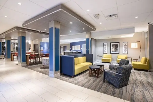 Holiday Inn Express And Suites Denver Ne - Brighton, an IHG Hotel - Lobi