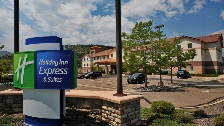 Holiday Inn Express and Suites Denver SW-Littleton