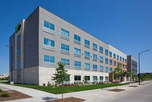 Holiday Inn Express & Suites Des Moines Downtown, an IHG Hotel