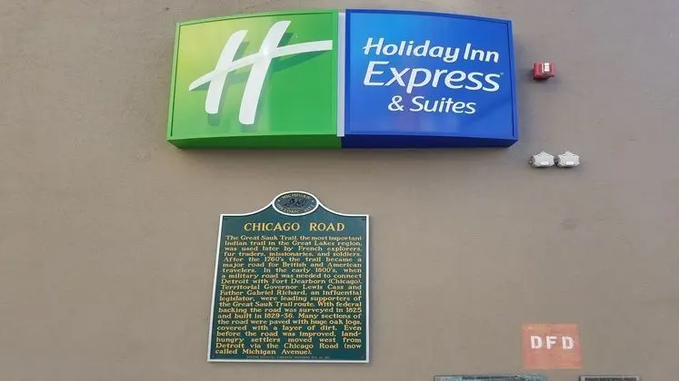Holiday Inn Express Hotel & Suites Detroit Downtown