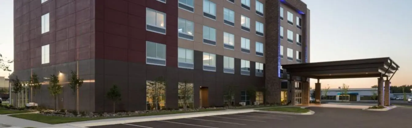 Holiday Inn Express and Suites Duluth North Miller