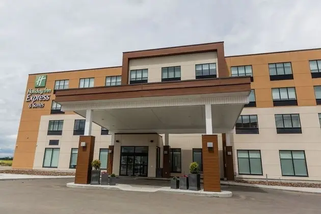Holiday Inn Express & Suites Edmonton N - St. Albert, an IHG Hotel - Dış Mekan