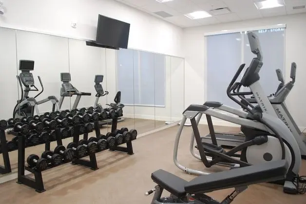 Holiday Inn Express & Suites Edmonton N - St. Albert, an IHG Hotel - Fitness