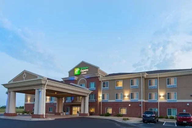 Holiday Inn Express & Suites El Dorado