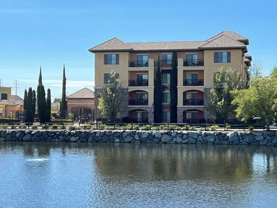 Holiday Inn Express and Suites El Dorado Hills - Dış Mekan