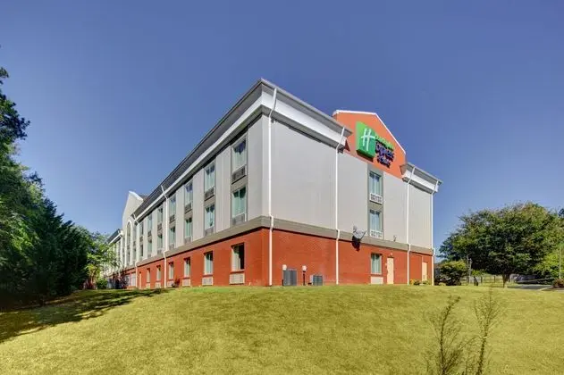 Holiday Inn Express and Suites Emporia - Dış Mekan