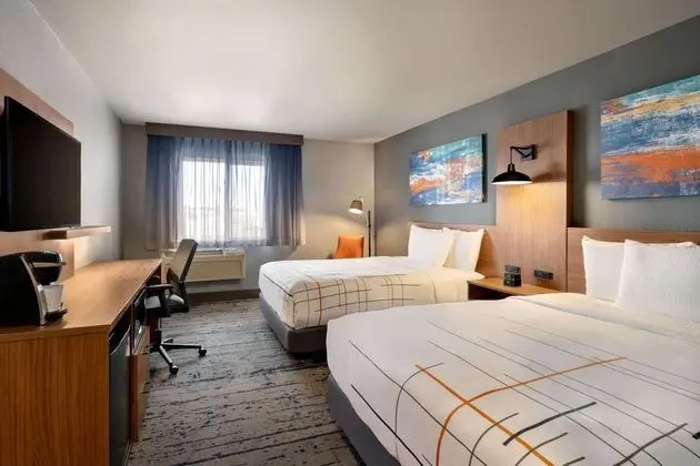 Holiday Inn Express and Suites Eugene Springfield