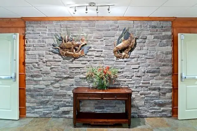 Holiday Inn Express and Suites Fairbanks