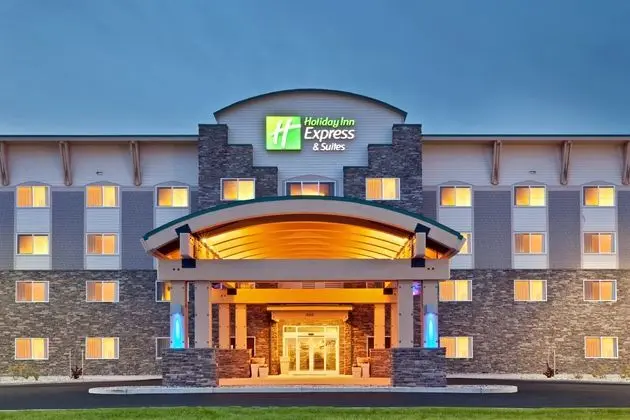 Holiday Inn Express and Suites Fairbanks