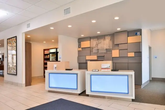 Holiday Inn Express and Suites Farmington Hills De - Dış Mekan