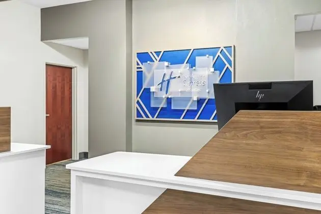 Holiday Inn Express Hotel & Suites Florence Northe - Dış Mekan