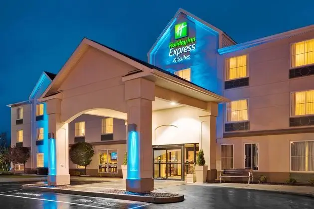 Holiday Inn Express and Suites Frackville