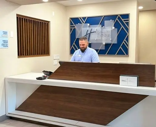 Holiday Inn Express Hotel & Suites Frazier Park - Dış Mekan