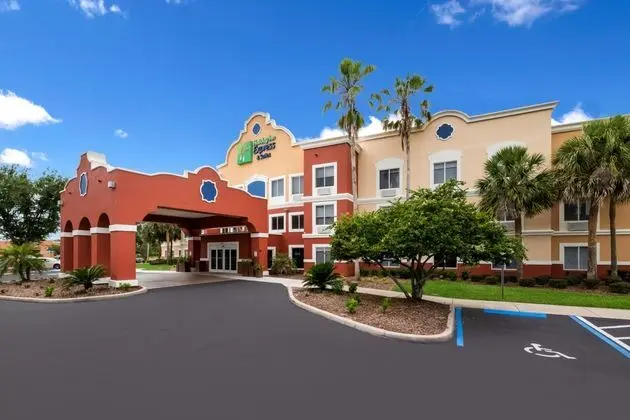 Holiday Inn Express & Suites - The Villages - Dış Mekan