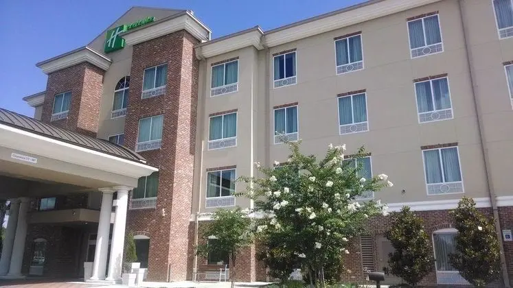 Holiday Inn Express & Suites Gonzales - Dış Mekan