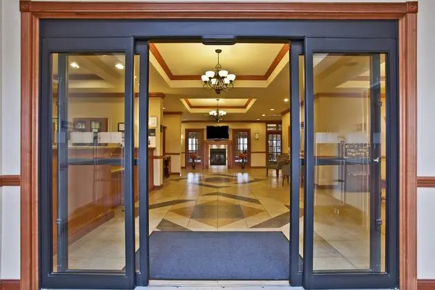 Holiday Inn Express Hotel & Suites Goshen