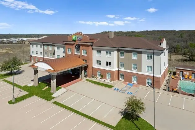 Holiday Inn Express Hotel & Suites Graham - Dış Mekan