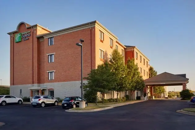 Holiday Inn Express & Suites Grand Rapids - South