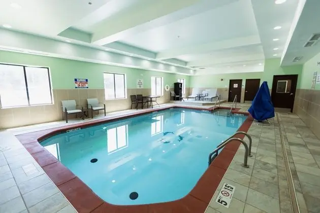 Holiday Inn Express Hotel & Suites Guthrie North E - Havuz