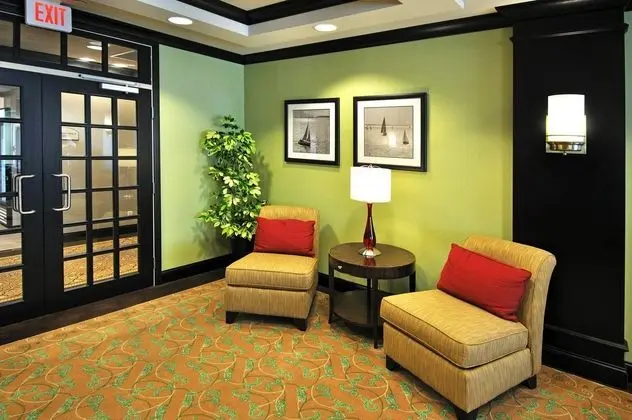 Holiday Inn Express & Suites Halifax Airport