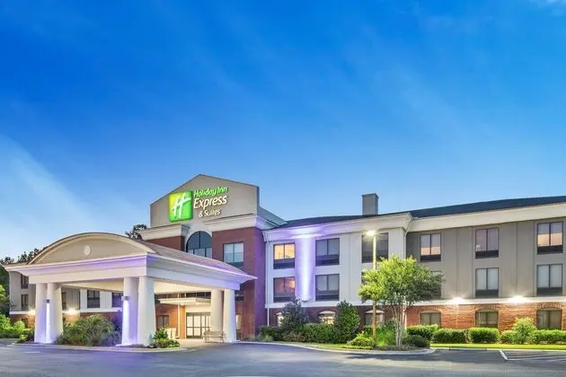 Holiday Inn Express & Suites Hardeeville Hilton