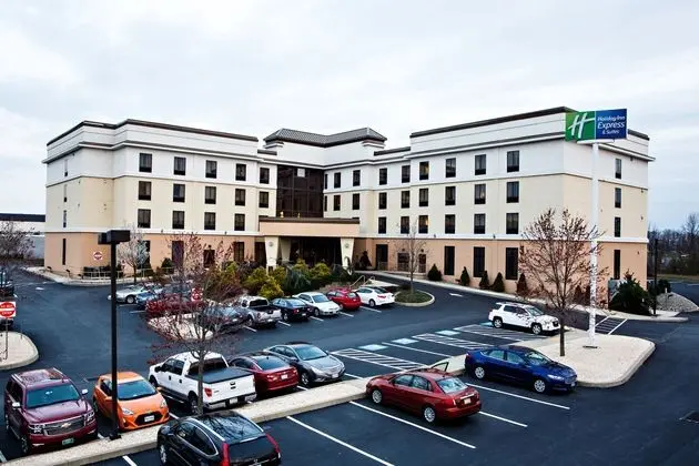 Holiday Inn Express Hotel & Suites Harrisburg West - Dış Mekan