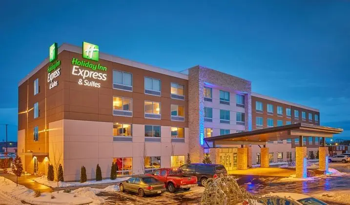 Holiday Inn Express Suites Hermiston Downtown