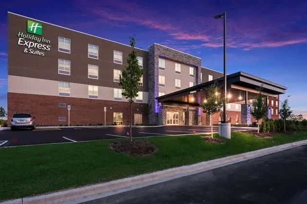 Holiday Inn Express & Suites Hoffman Estates, an IHG Hotel - Dış Mekan