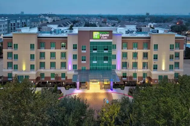 Holiday Inn Express Hotel & Suites Houston Medical