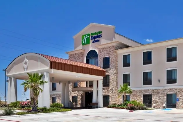 Holiday Inn Express and Suites Hutto