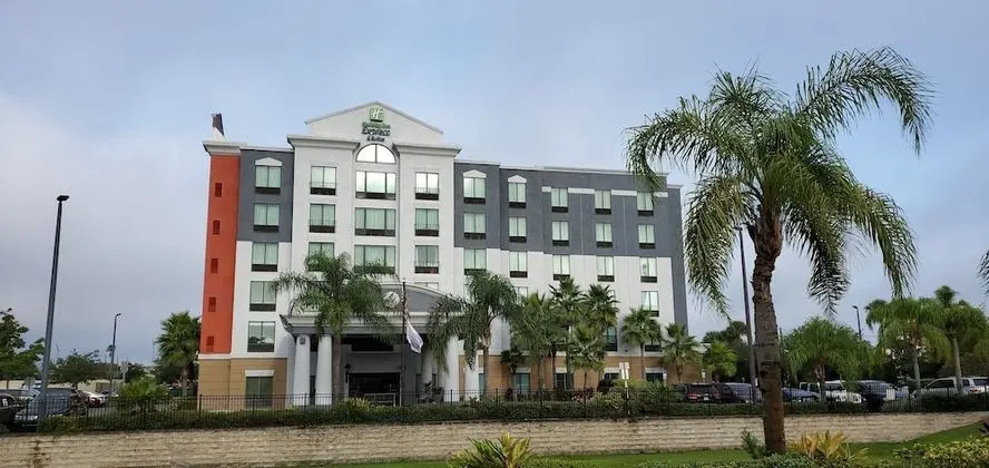 Holiday Inn Express & Suites, International Drive, an IHG Hotel - Dış Mekan