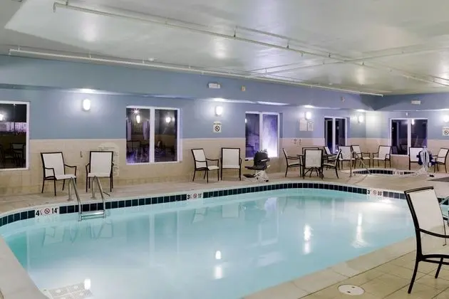 Holiday Inn Express Hotel & Suites Jacksonville - Havuz