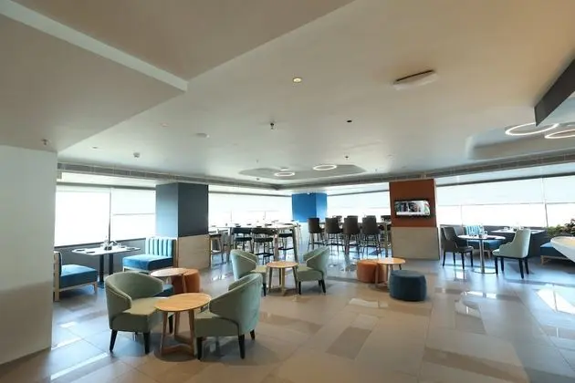 Holiday Inn Express And Suites Jaipur Gopalpura, an IHG Hotel - Yerinde Yemek