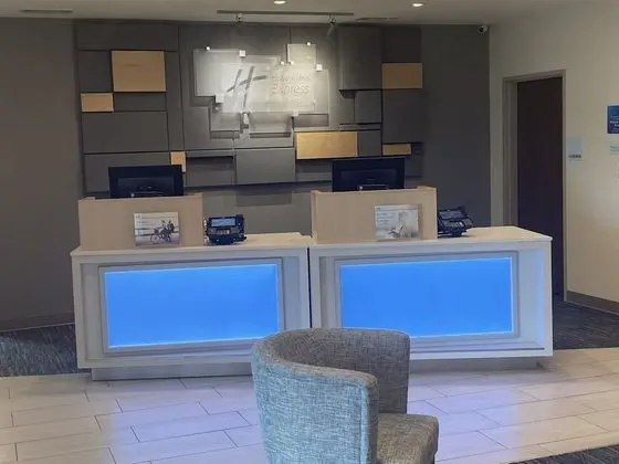 Holiday Inn Express And Suites Junction, an IHG Hotel - Lobi