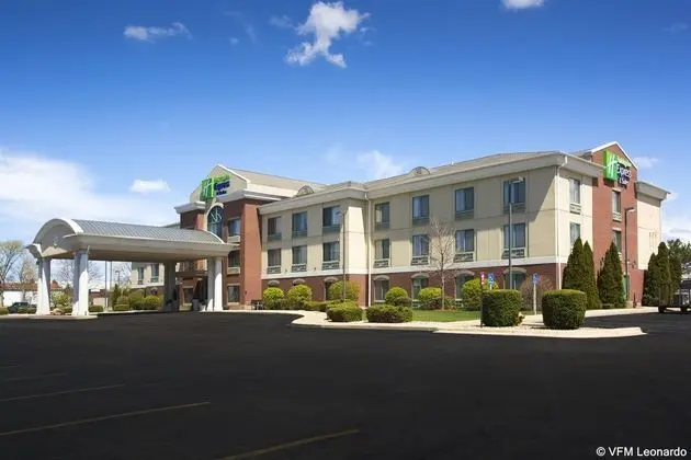 Holiday Inn Express & Suites Kalamazoo