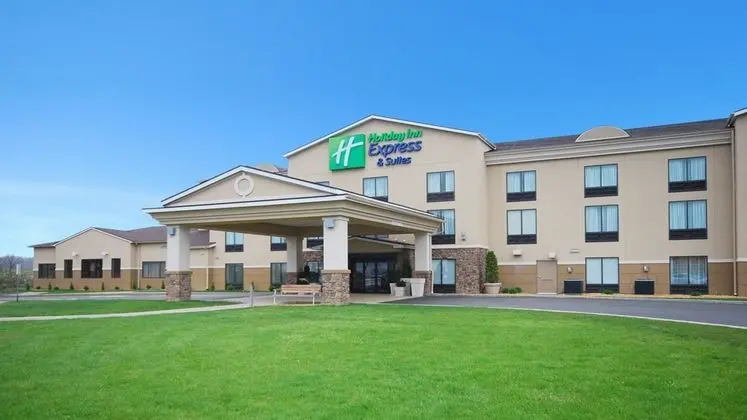 Holiday Inn Express & Suites Kittanning