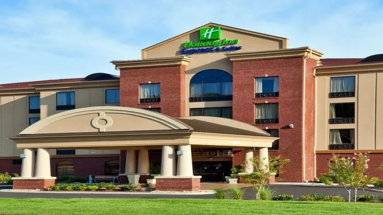 Holiday Inn Express Hotel & Suites Kodak East Sevi