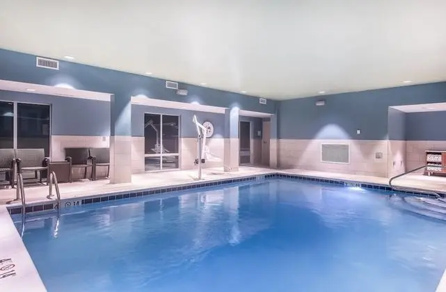 Holiday Inn Express And Suites La Grange, an IHG Hotel - Havuz