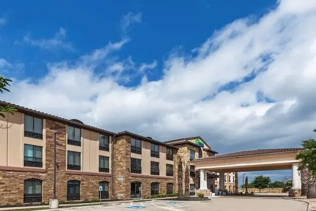 Holiday Inn Express Hotel & Suites Lakeway - Dış Mekan