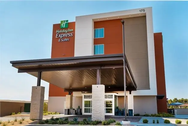 Holiday Inn Express & Suites Las Vegas - E Tropicana, an IHG Hotel - Dış Mekan