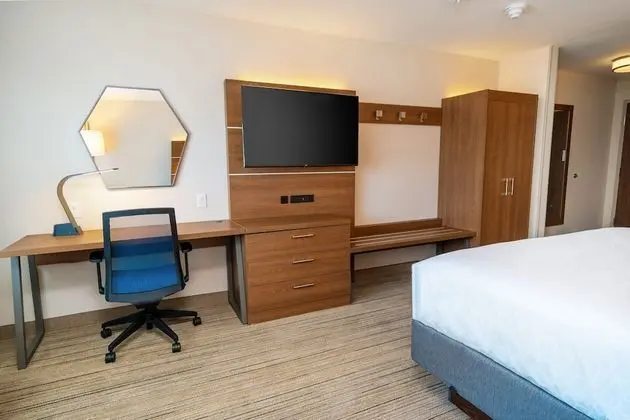 Holiday Inn Express & Suites Las Vegas - E Tropicana, an IHG Hotel - Oda