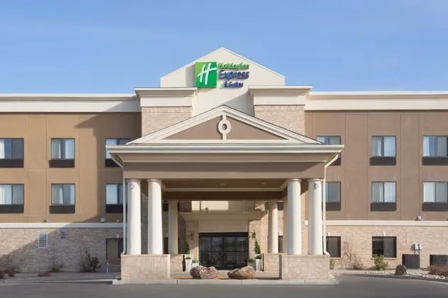 Holiday Inn Express and Suites Las Vegas