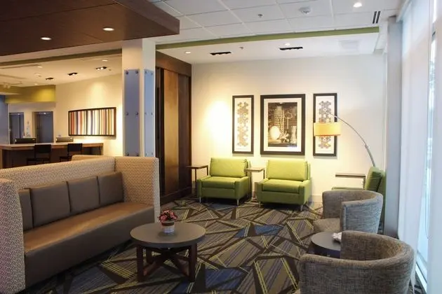 Holiday Inn Express & Suites Latta, an IHG Hotel - Dış Mekan