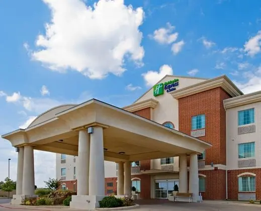 Holiday Inn Express and Suites Levelland