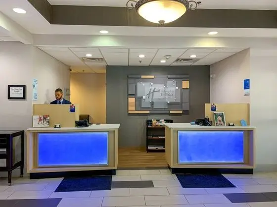 Holiday Inn Express & Suites Lexington Dtwn Area-K - Dış Mekan
